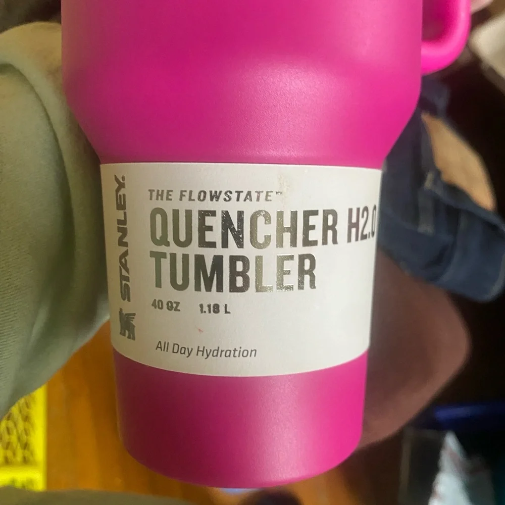 Stanley Hot Pink Flo State Quencher H2.0 Insulated Tumbler with Handle NWT - Picture 7 of 9
